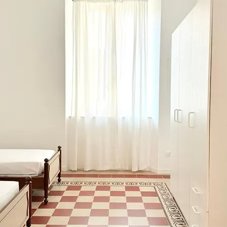 Se184 - Senigallia, Comodo Trilocale In Centro Storico Daire