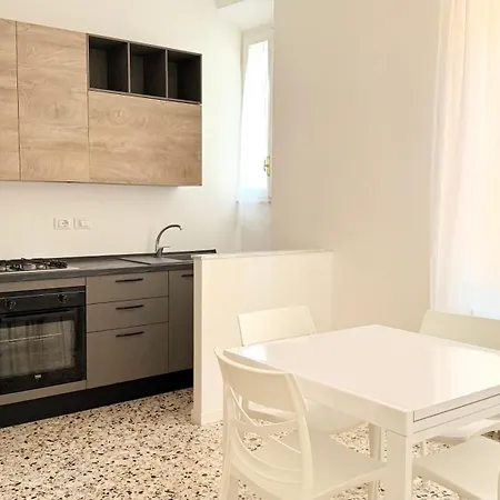 Se184 - Senigallia, Comodo Trilocale In Centro Storico דירה