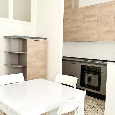 Se184 - Senigallia, Comodo Trilocale In Centro Storico * סניגליה