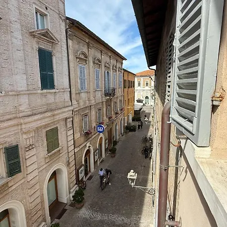 Se184 - Senigallia, Comodo Trilocale In Centro Storico סניגליה